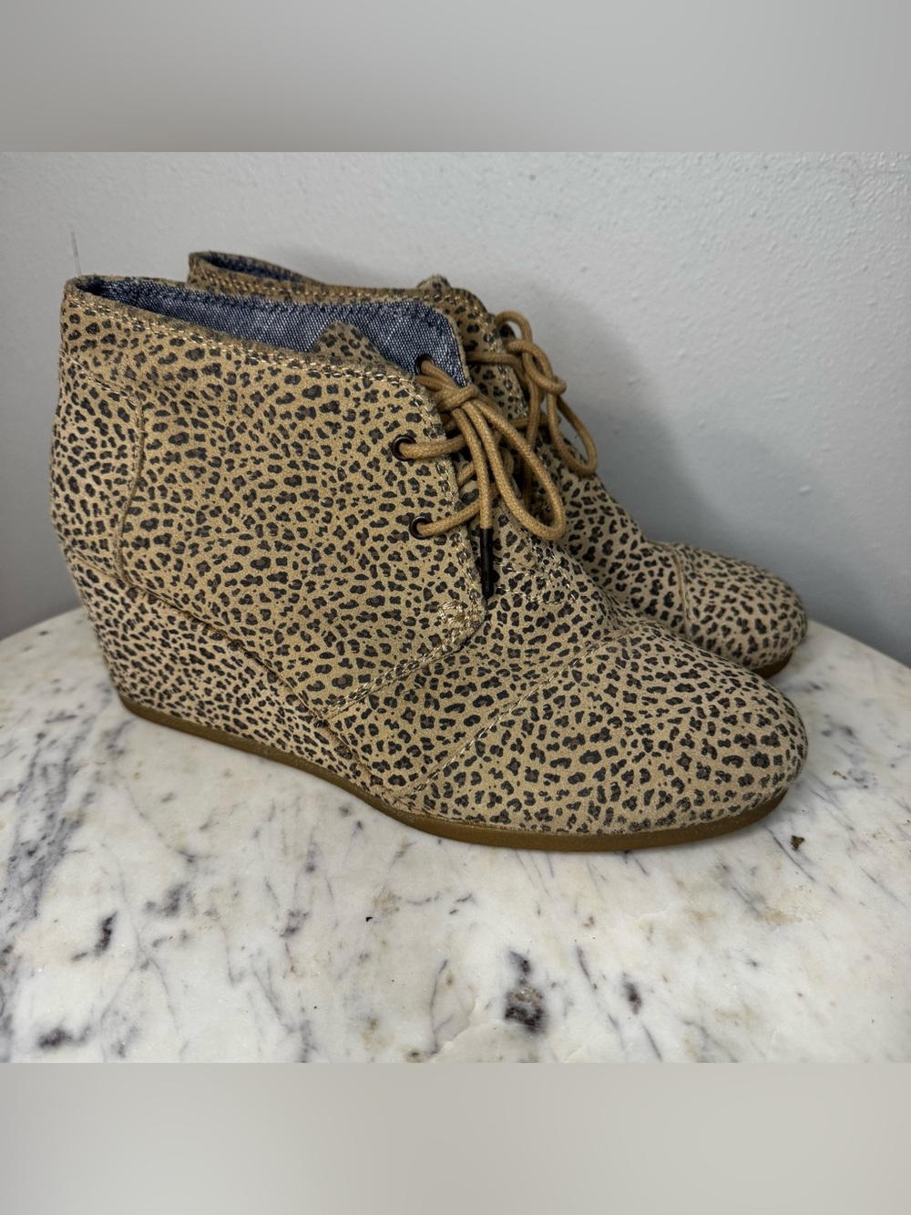 Tom's Booties Size 9.5 leopard 
Suede Wedges shoes lace up